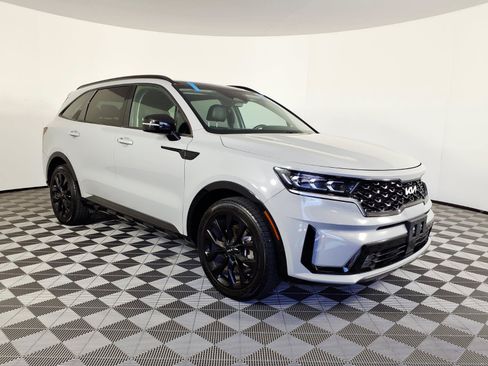 Used 2022 Kia Sorento SX FWD image 3