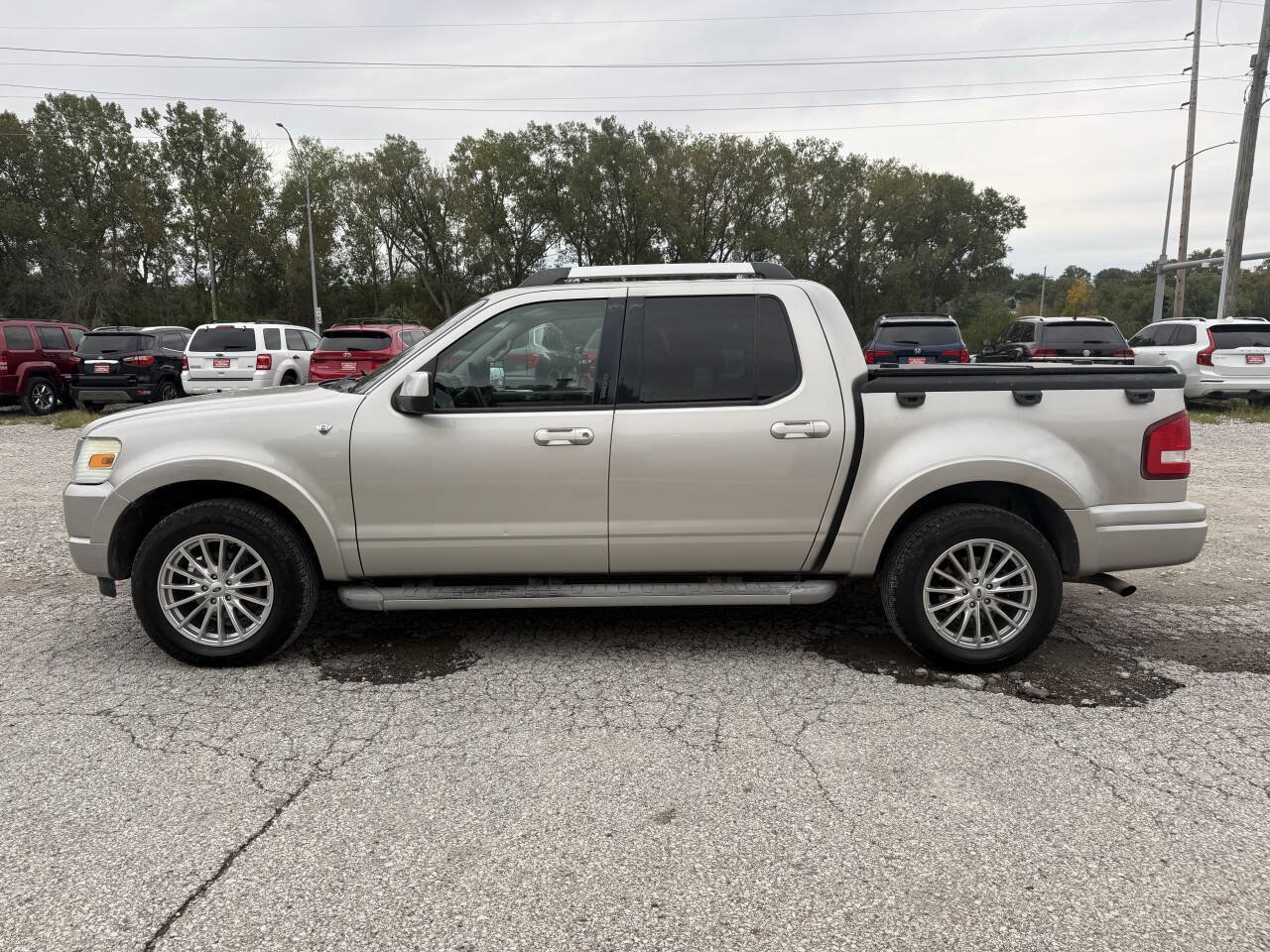 Used 2007 Ford Explorer Sport Trac Limited AWD/4WD image 6