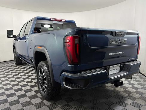 New 2026 GMC Sierra 2500 Denali Ultimate AWD/4WD image 4