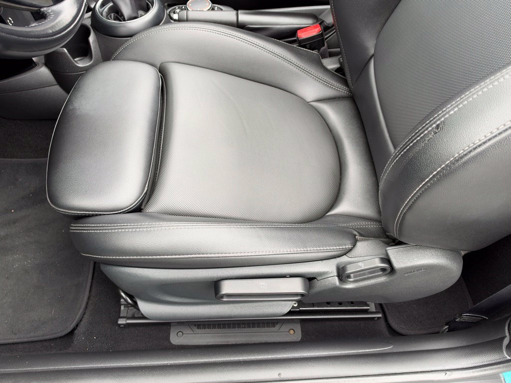 Used 2018 MINI Cooper S FWD image 30