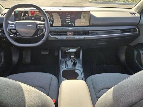New 2025 Kia K4 EX image 7