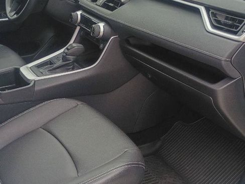 Used 2024 Toyota RAV4 XLE FWD image 20