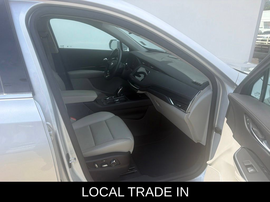 Used 2019 Cadillac XT4 Premium Luxury AWD/4WD image 16