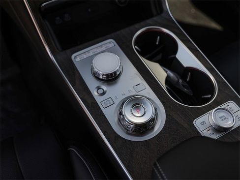 New 2025 Genesis GV80 2.5T Prestige image 17