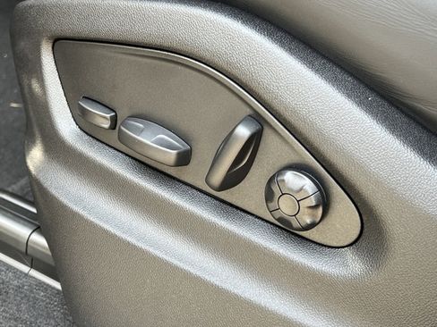 New 2026 Porsche Cayenne Coupe image 31