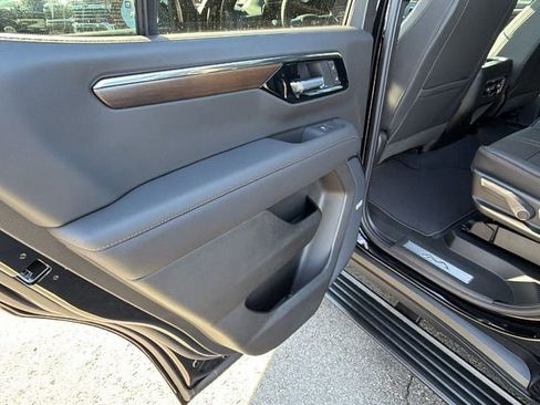 New 2026 Chevrolet Tahoe High Country image 16