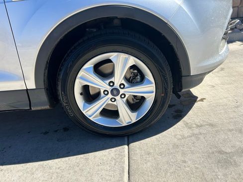 Used 2016 Ford Escape SE image 31