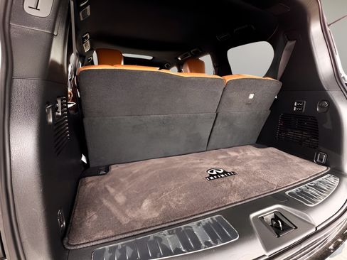 Used 2024 INFINITI QX80 Sensory w/ All-Season Package RWD image 26