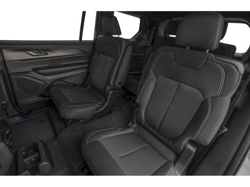 New 2025 Jeep Grand Cherokee L Limited w/ Luxury Tech Group II AWD/4WD image 42