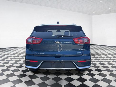 Used 2018 Kia Niro Touring FWD image 5