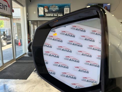 Used 2021 Cadillac Escalade Sport w/ Driver Assist Tech Package AWD/4WD image 16