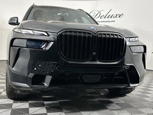 Used 2024 BMW X7 xDrive40i w/ Executive Package AWD/4WD image 32