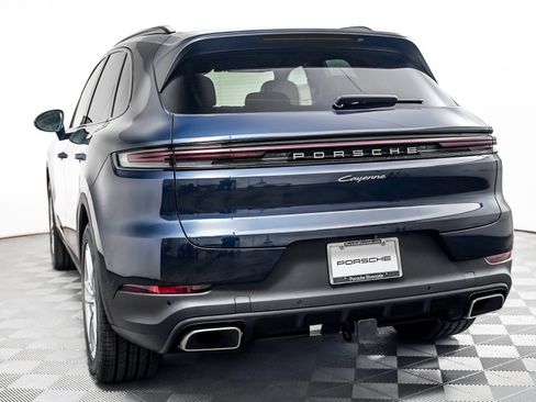 New 2026 Porsche Cayenne image 3