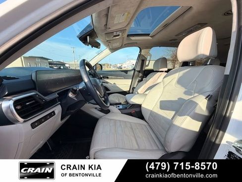 Used 2024 Kia Telluride SX Prestige w/ Towing Package AWD/4WD image 2