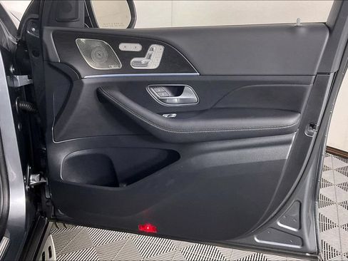 Certified 2025 Mercedes-Benz GLS 450 4MATIC image 16