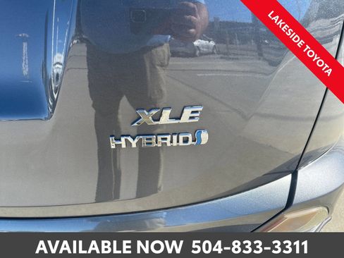 Used 2016 Toyota RAV4 XLE image 10