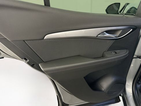 Used 2025 Buick Envision Sport Touring image 27