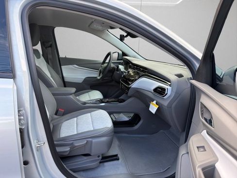 Used 2023 Chevrolet Bolt EUV Premier FWD image 13