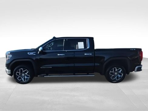 Used 2022 GMC Sierra 1500 SLT w/ SLT Premium Package AWD/4WD image 5
