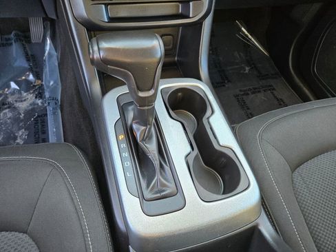 Used 2017 Chevrolet Colorado LT w/ LT Convenience Package image 21