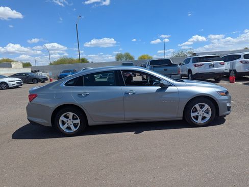 Used 2024 Chevrolet Malibu LT image 5