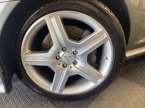 Used 2008 Mercedes-Benz S 550 4MATIC image 4