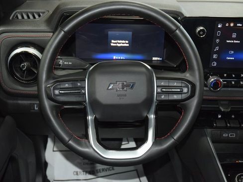 Certified 2024 Chevrolet Colorado Z71 w/ Z71 Convenience Package 2 image 37