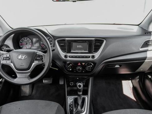 Used 2020 Hyundai Accent SE image 20