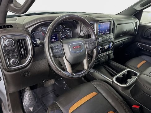 Certified 2021 GMC Sierra 1500 AT4 w/ AT4 Preferred Package image 10