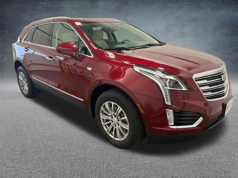 Used 2018 Cadillac XT5 Luxury w/ Driver Awareness Package image 7