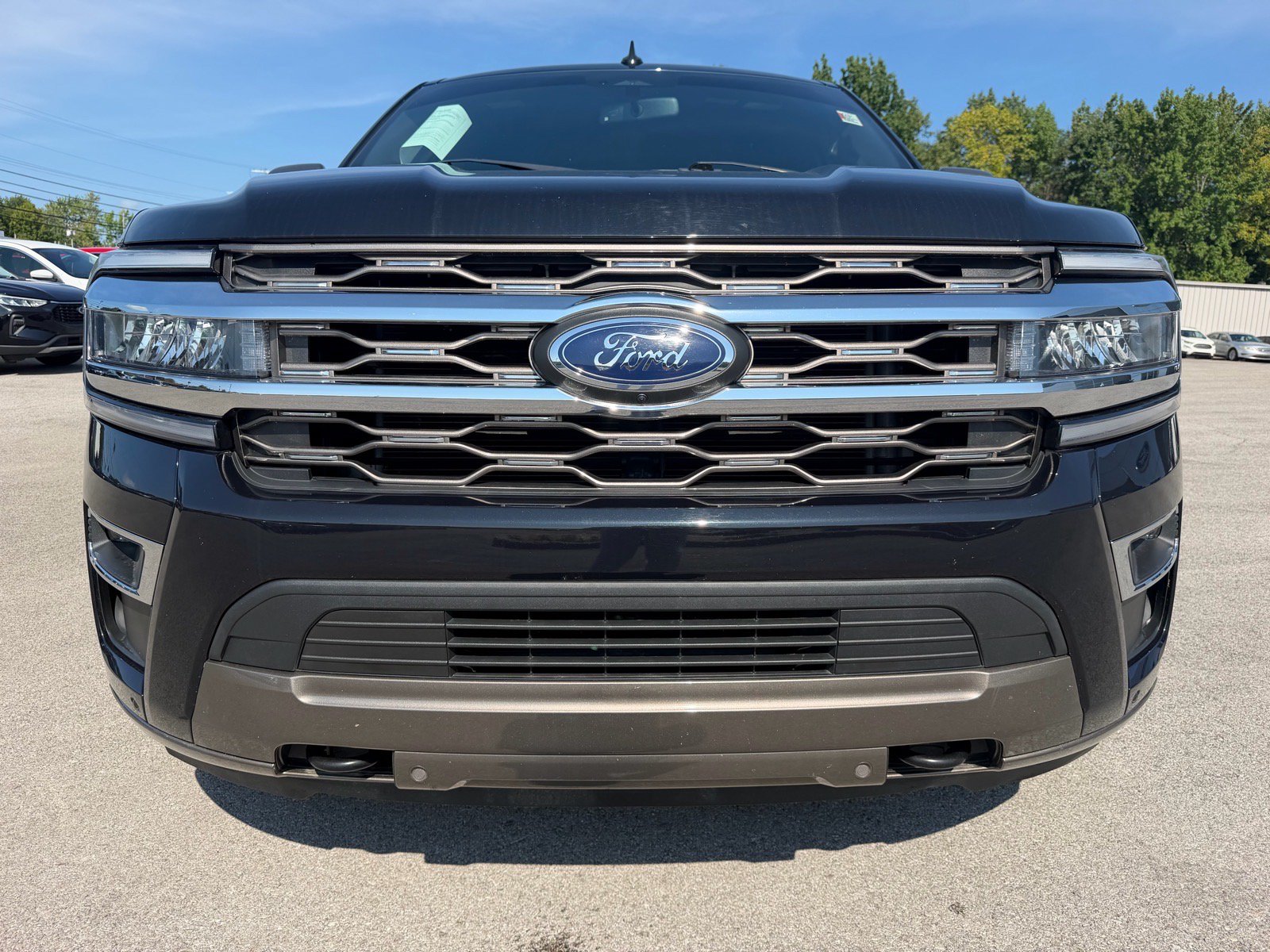 Used 2023 Ford Expedition Max King Ranch AWD/4WD image 4