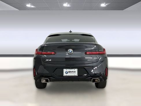 Used 2025 BMW X4 xDrive30i image 10