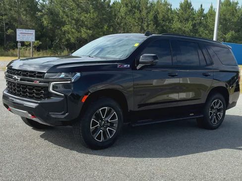 Used 2021 Chevrolet Tahoe Z71 w/ Luxury Package AWD/4WD image 4