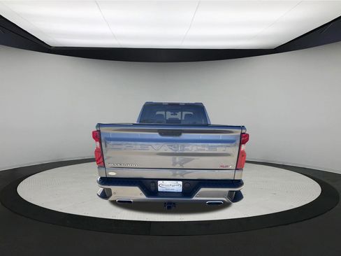 Used 2019 Chevrolet Silverado 1500 RST image 6
