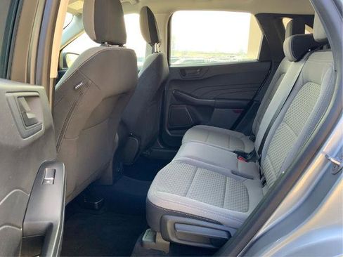 Certified 2022 Ford Escape SE image 10