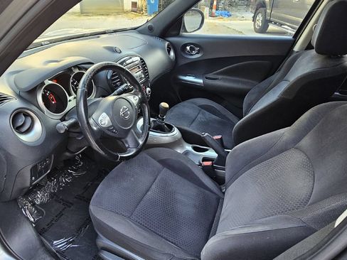 Used 2011 Nissan Juke SV FWD image 10