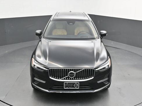 Certified 2023 Volvo XC60 B5 Ultimate w/ Climate Package AWD/4WD image 29