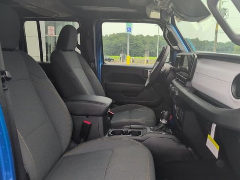New 2025 Jeep Wrangler Sport S image 10