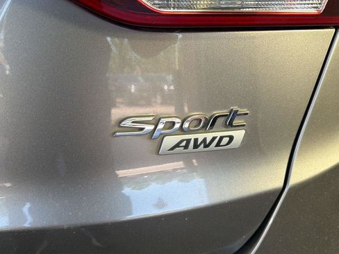 Used 2018 Hyundai Santa Fe Sport AWD/4WD image 8