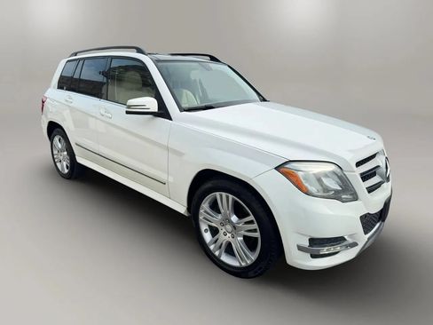 Used 2015 Mercedes-Benz GLK 350 4MATIC image 6