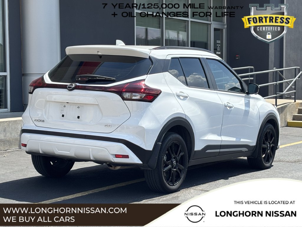 Used 2024 Nissan Kicks SR w/ SR Premium Package FWD image 3