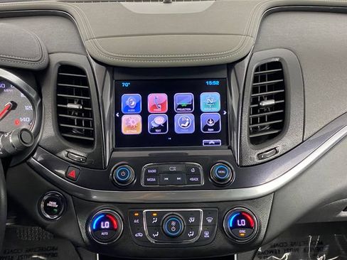 Certified 2018 Chevrolet Impala LT FWD image 20