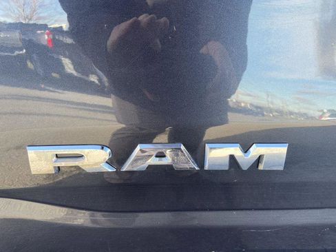 Used 2021 RAM 1500 Big Horn image 16