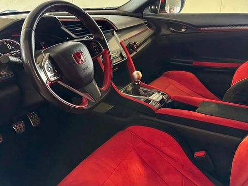 Used 2019 Honda Civic Type R image 18