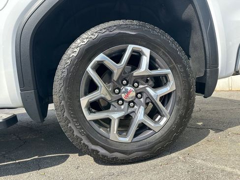 Used 2023 GMC Sierra 1500 SLT w/ SLT Premium Plus Package image 20