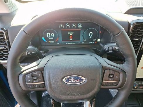 New 2025 Ford Ranger Lariat w/ FX4 Off-Road Package image 15
