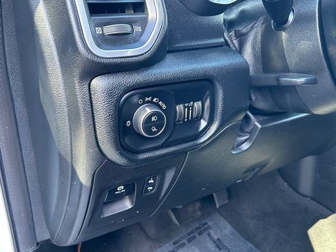 Used 2021 RAM 1500 Laramie RWD image 19