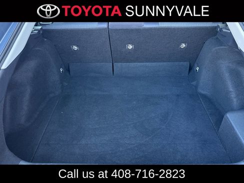 Used 2025 Toyota Prius LE image 19