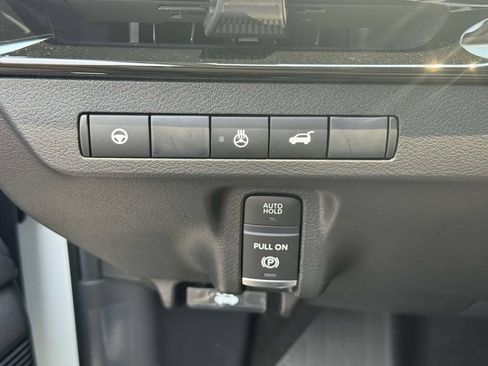 Used 2025 Nissan Murano SL w/ Cargo Package AWD/4WD image 20