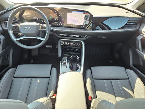 New 2025 Audi Q5 Premium Plus AWD/4WD image 10
